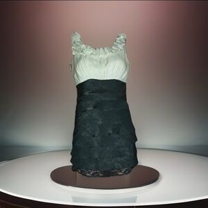 London Times Women's Black & White Tiered Cocktail Evening Dress Sz 8 Sleeveless